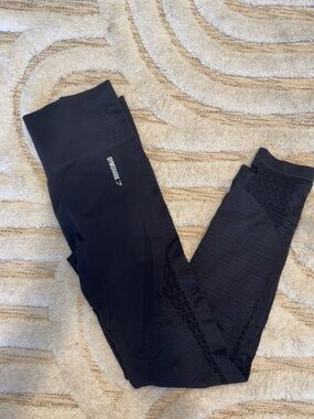 Gymshark Black Seamless Leggings with Subtle Texture